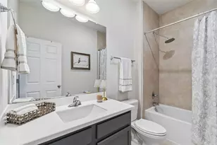 4910 Lakeshore Oaks Ct, Tampa, FL 33624 - Photo 11