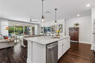 4910 Lakeshore Oaks Ct, Tampa, FL 33624 - Photo 21