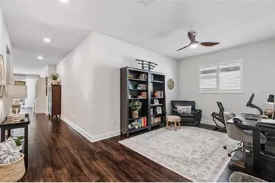 4910 Lakeshore Oaks Court, Tampa, FL 33624 - Photo 13