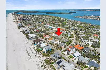 756 Mandalay Avenue, Clearwater Beach, FL 33767 - Photo 3