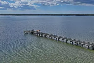 402 Shore Dr W, Oldsmar, FL 34677 - Photo 57