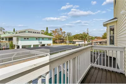 402 Shore Drive W, Oldsmar, FL 34677 - Photo 19