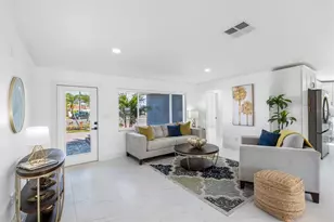 785 115th Ave, Treasure Island, FL 33706 - Photo 7