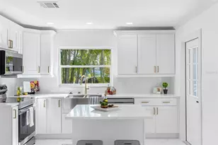 785 115th Ave, Treasure Island, FL 33706 - Photo 17