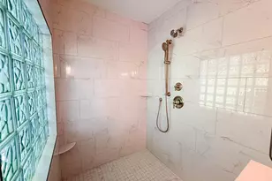 410 SW 56th Ave, Plantation, FL 33317 - Photo 7