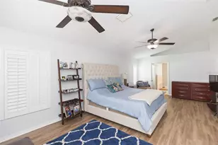 876 Addison Dr NE, Saint Petersburg, FL 33716 - Photo 25