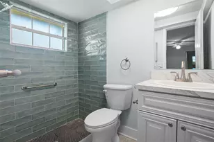 4110 Hampton Dr, New Port Richey, FL 34652 - Photo 17