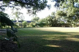 1221 SE Carnahan Ave, Arcadia, FL 34266 - Photo 11