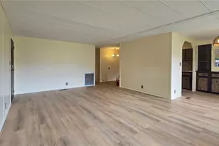 7393 Fairlane Ave, Brooksville, FL 34613 - Photo 9