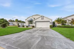 1007 La Bamba Ct, Spring Hill, FL 34608 - Photo 3