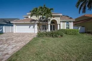 906 Landmark Circle S, Tierra Verde, FL 33715 - Photo 45