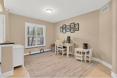 906 Landmark Circle S, Saint Petersburg, FL 33715 - Photo 27