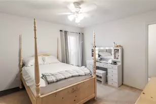 6111 Heroncrest Ct, Lithia, FL 33547 - Photo 11