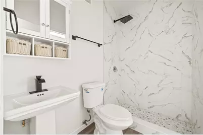 18006 Villa Creek Drive, Tampa, FL 33647 - Photo 9