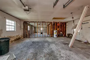 8848 W Millpoint Rd, Riverview, FL 33578 - Photo 9