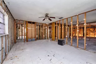 8848 W Millpoint Rd, Riverview, FL 33578 - Photo 7