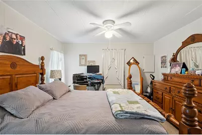 37827 Mission Hills Avenue, Zephyrhills, FL 33541 - Photo 19