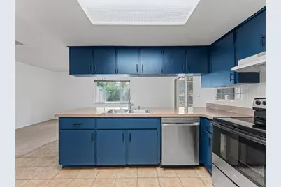 130 Daroca Avenue, Spring Hill, FL 34606 - Photo 27