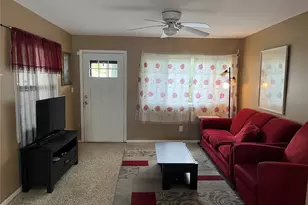 10627 105th St, Largo, FL 33773 - Photo 5