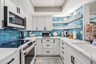 2055 Gulf of Mexico Dr, Longboat Key, FL 34228 - Photo 7