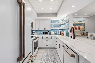 2055 Gulf of Mexico Dr, Longboat Key, FL 34228 - Photo 9