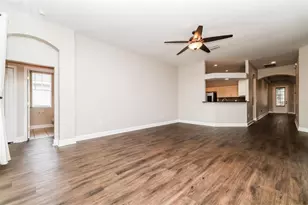 8214 Lagerfeld Dr, Land O Lakes, FL 34637 - Photo 5
