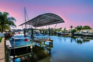 372 Westwinds Dr, Palm Harbor, FL 34683 - Photo 17