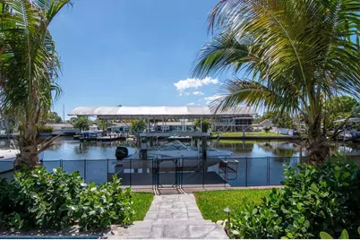 372 Westwinds Drive, Palm Harbor, FL 34683 - Photo 3