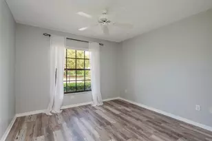 9330 Whispering Meadow Ct, New Port Richey, FL 34655 - Photo 25