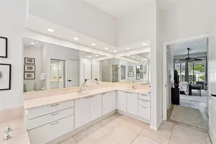 4719 Meadowview Cir, Sarasota, FL 34233 - Photo 27