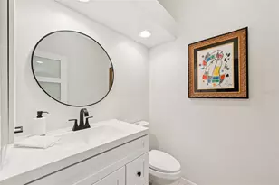 4719 Meadowview Cir, Sarasota, FL 34233 - Photo 21