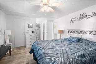 5541 Benton St, Zephyrhills, FL 33542 - Photo 19