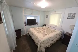 707 49th Ave Dr W, Bradenton, FL 34207 - Photo 9