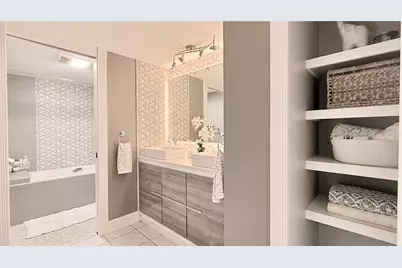 5940 Pelican Bay Plaza S #1105, Gulfport, FL 33707 - Photo 43