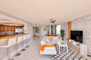 5940 Pelican Bay Plaza S, Gulfport, FL 33707 - Photo 17