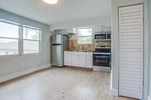 905 Plaza St, Clearwater, FL 33755 - Photo 39