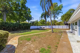 2325 Glenmoor Rd N, Clearwater, FL 33764 - Photo 31