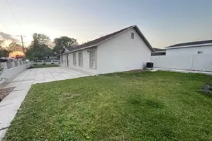 7001 N Clark Ave, Tampa, FL 33614 - Photo 13