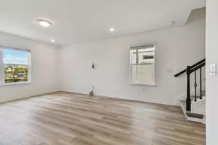 11370 Meadow River Wy, Parrish, FL 34219 - Photo 7