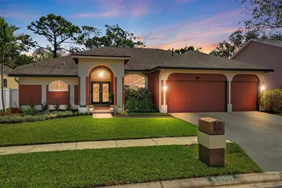 10555 Shady Oak Lane, Seminole, FL 33777 - Photo 1