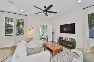 1806 E Caracas St, Tampa, FL 33610 - Photo 5