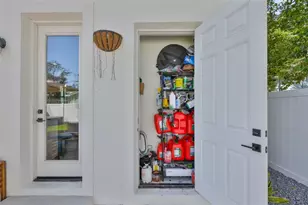 1806 E Caracas St, Tampa, FL 33610 - Photo 41