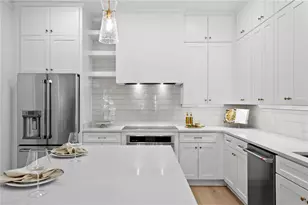 440 Gilman Pl N, Saint Petersburg, FL 33716 - Photo 5