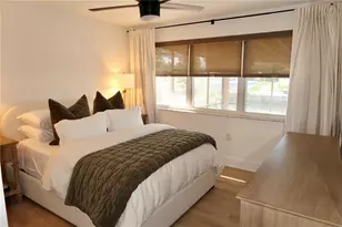 9484 Treasure Ln NE, Saint Petersburg, FL 33702 - Photo 25