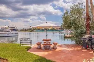 10365 Paradise Blvd, Treasure Island, FL 33706 - Photo 21