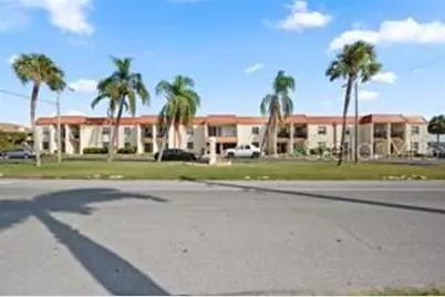 10365 Paradise Boulevard #10, Treasure Island, FL 33706 - Photo 3