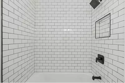 124 85th Avenue N, Saint Petersburg, FL 33702 - Photo 15