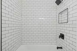 124 85th Ave N, Saint Petersburg, FL 33702 - Photo 15