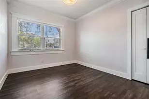 5003 W Neptune Way, Tampa, FL 33609 - Photo 17