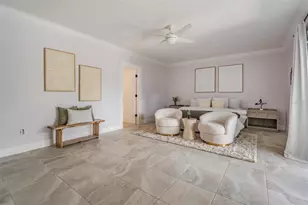 5003 W Neptune Way, Tampa, FL 33609 - Photo 13